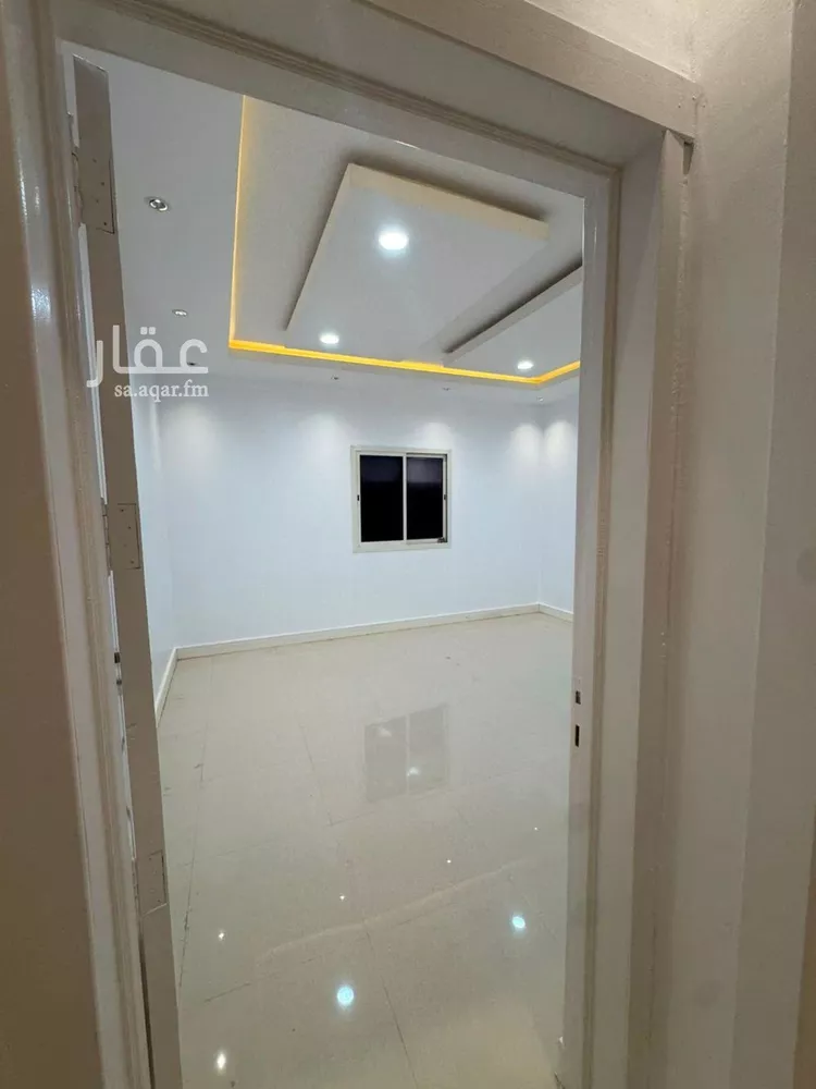 شقة للإيجار في شارع الفجر, حي عرقة, مدينة الرياض, منطقة الرياض 6