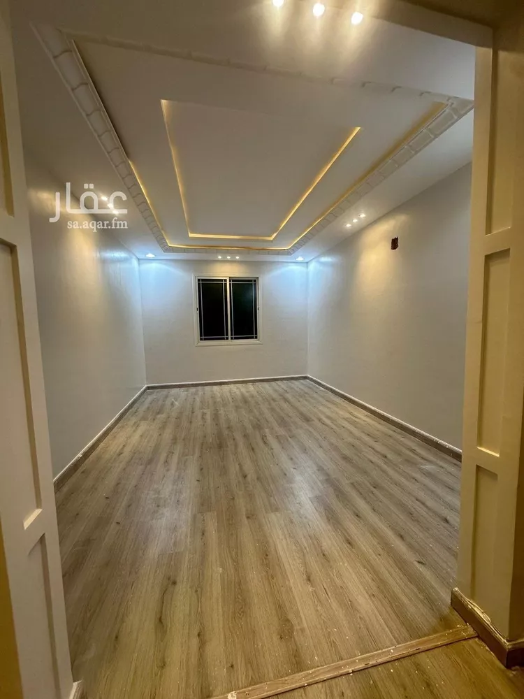فيلا للبيع في شارع عبدالعزيز الأحيدب, حي الرمال, مدينة الرياض, منطقة الرياض 8