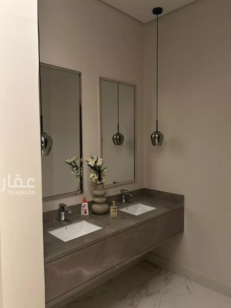 فيلا للبيع في شارع رقم 356, حي النرجس, مدينة الرياض, منطقة الرياض 8