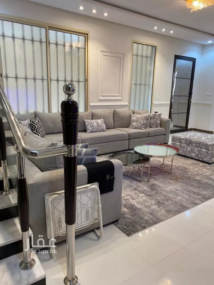 فيلا للبيع في شارع عبدالعزيز الأحيدب, حي الرمال, مدينة الرياض, منطقة الرياض صورة 2