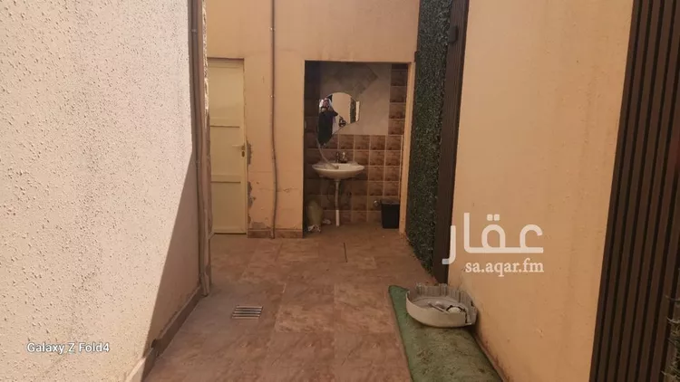 فيلا للبيع في شارع أحمد بن منصور, حي غرناطة, مدينة الرياض, منطقة الرياض صورة 3