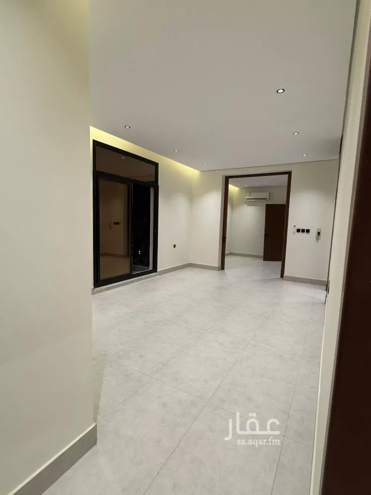 دور للإيجار في شارع المحدار, حي المعيزيلة, مدينة الرياض, منطقة الرياض 8