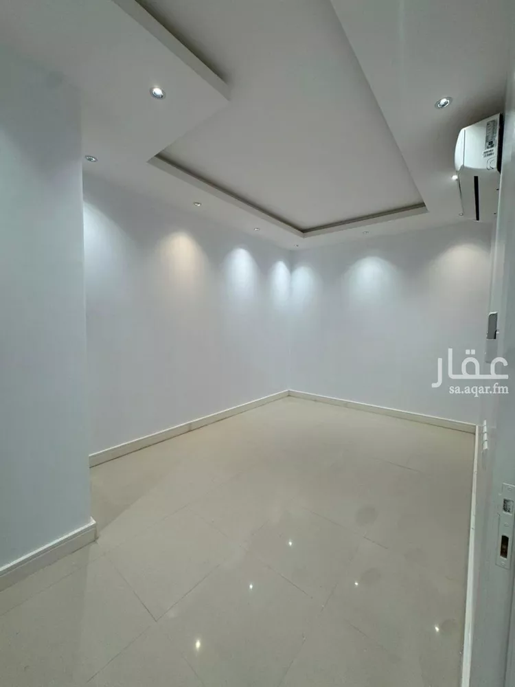 شقة للإيجار في شارع الفجر, حي عرقة, مدينة الرياض, منطقة الرياض 15