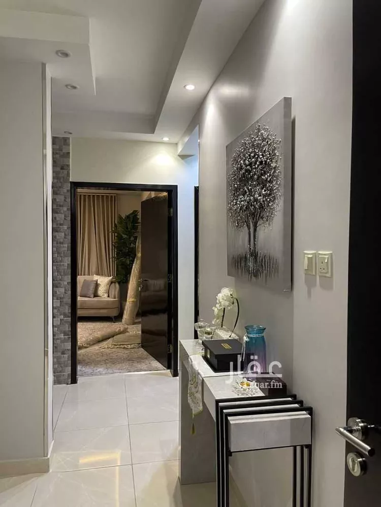 فيلا للبيع في شارع 42 الزهور, حي الزهور, مدينة أبها, منطقة عسير صورة 2