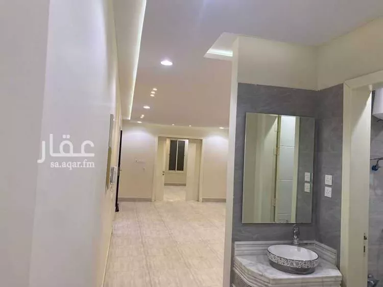 دور للبيع في شارع عاقل بن حبيب, حي عكاظ, مدينة الرياض, منطقة الرياض صورة 3