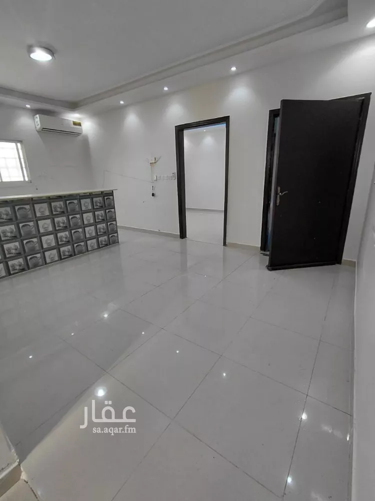 شقة للإيجار في شارع  عبدالله ابن سعود ابن عبدالعزيز, حي إشبيلية, مدينة الرياض, منطقة الرياض