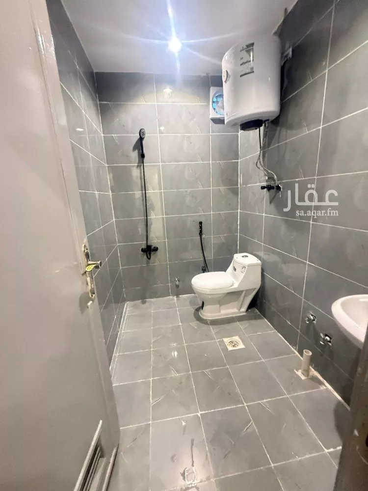 شقة للإيجار في شارع خالد بن الوليد الفرعي, حي غرناطة, مدينة الرياض, منطقة الرياض صورة 2