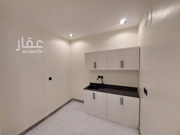 شقة للإيجار في شارع خالد بن الوليد الفرعي, حي غرناطة, مدينة الرياض, منطقة الرياض 6