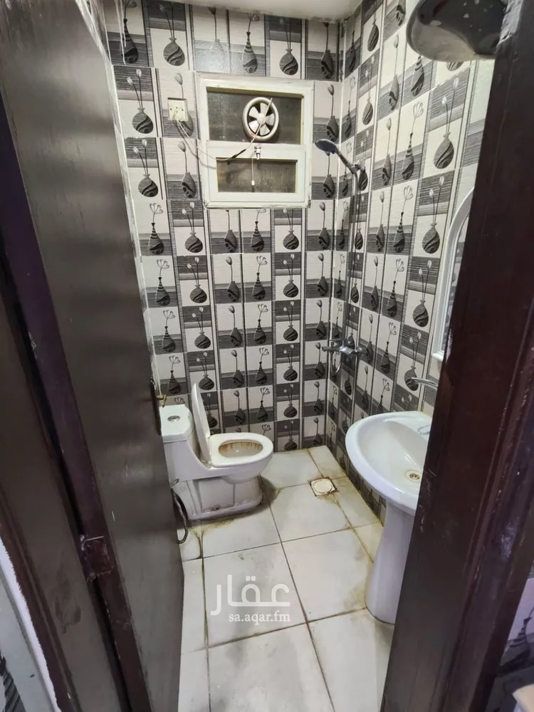 شقة للإيجار في شارع وادي الزرقاء, حي الوادي, مدينة الرياض, منطقة الرياض