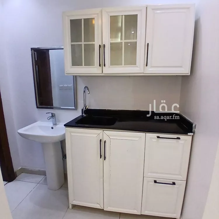 شقة للإيجار في شارع الامير ناصر بن عبدالعزيز, حي الروضة, مدينة الرياض, منطقة الرياض صورة 3