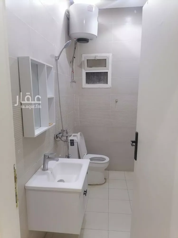 شقة للإيجار في شارع أبي غانم الحلبي, حي الضباط, مدينة الرياض, منطقة الرياض صورة 2