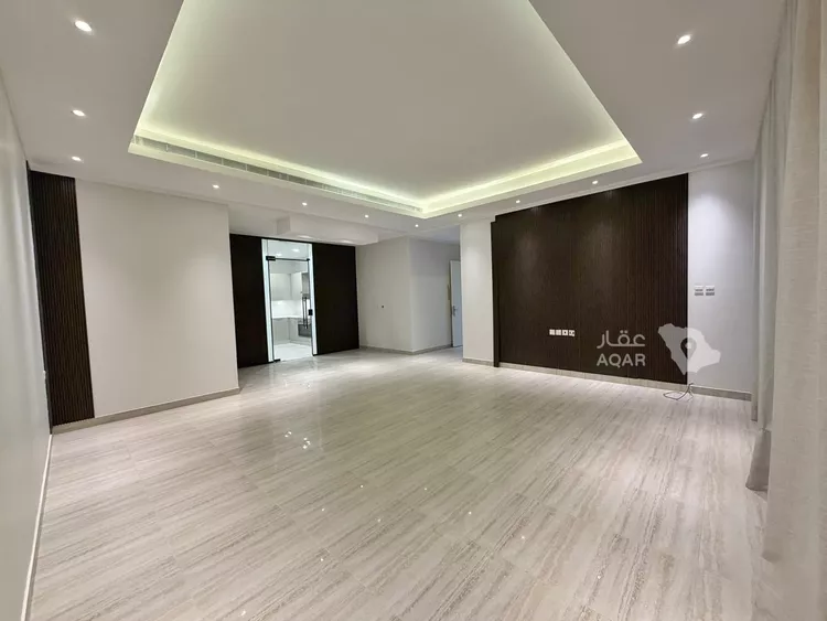 فيلا للبيع في شارع زيد بن أسامة, حي المعذر الشمالي, مدينة الرياض, منطقة الرياض 16