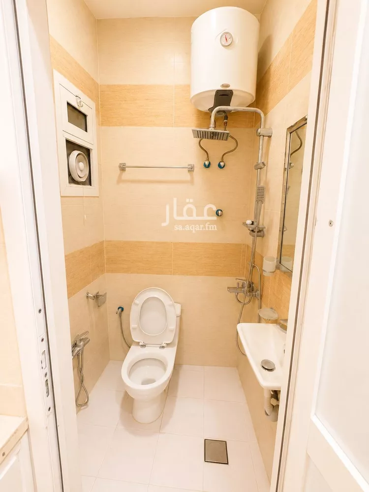 استوديو للإيجار في شارع عباس المالكي, حي الجرادية, مدينة الرياض, منطقة الرياض 12