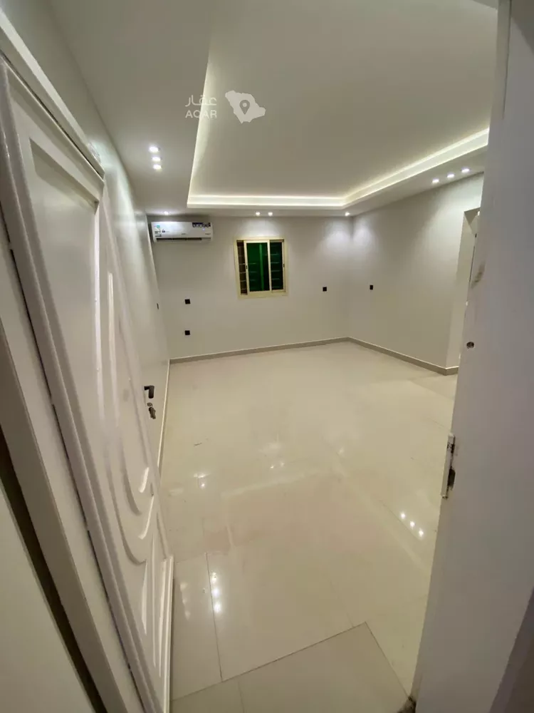 شقة للإيجار في شارع الشهارين, حي اليرموك, مدينة الرياض, منطقة الرياض 7
