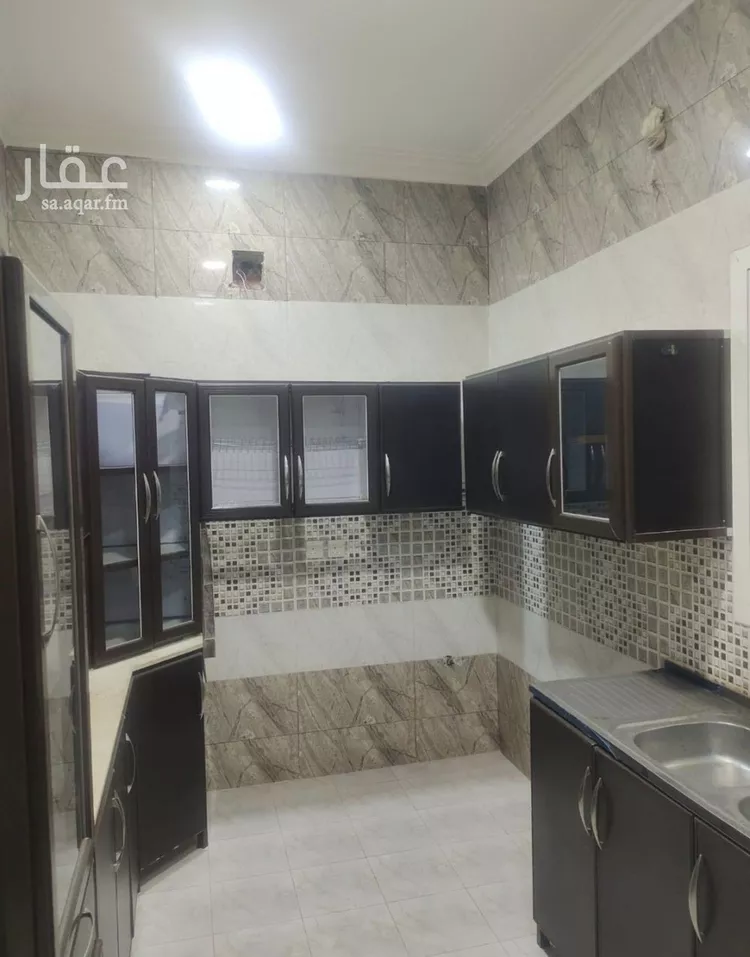 فيلا للإيجار في شارع السفانية, حي الياسمين, مدينة الرياض, منطقة الرياض صورة 4