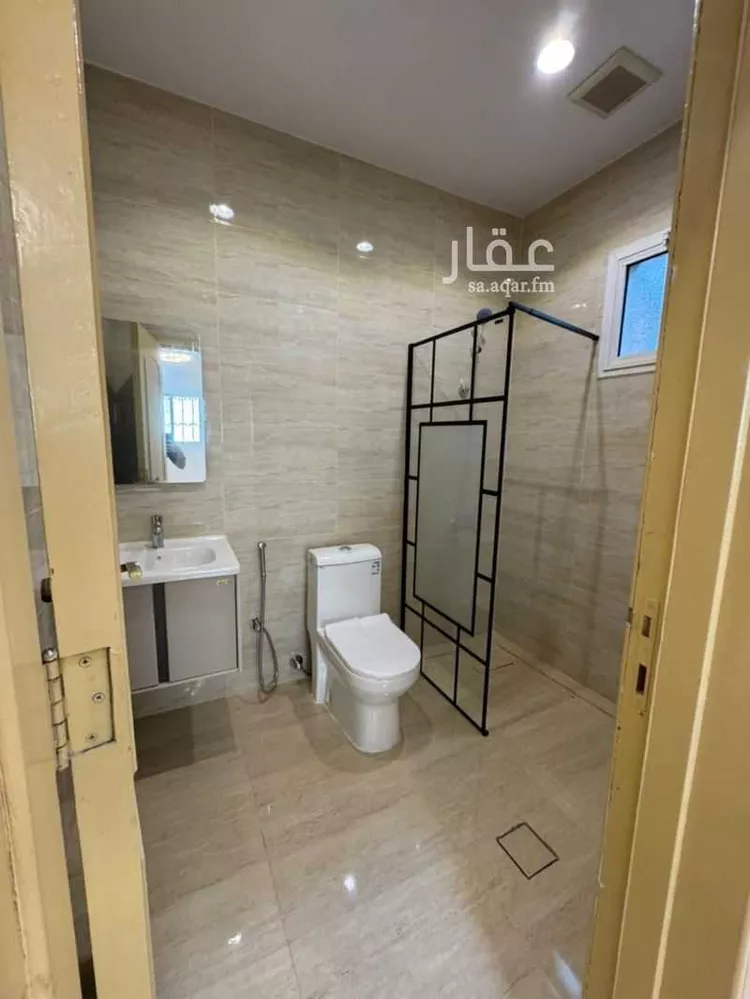 فيلا للبيع في شارع السفانية, حي الياسمين, مدينة الرياض, منطقة الرياض صورة 2