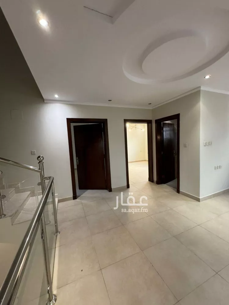 فيلا للبيع في شارع المضمار, حي الوادي, مدينة الرياض, منطقة الرياض صورة 2