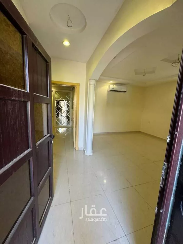 فيلا للبيع في شارع السفانية, حي الياسمين, مدينة الرياض, منطقة الرياض صورة 3
