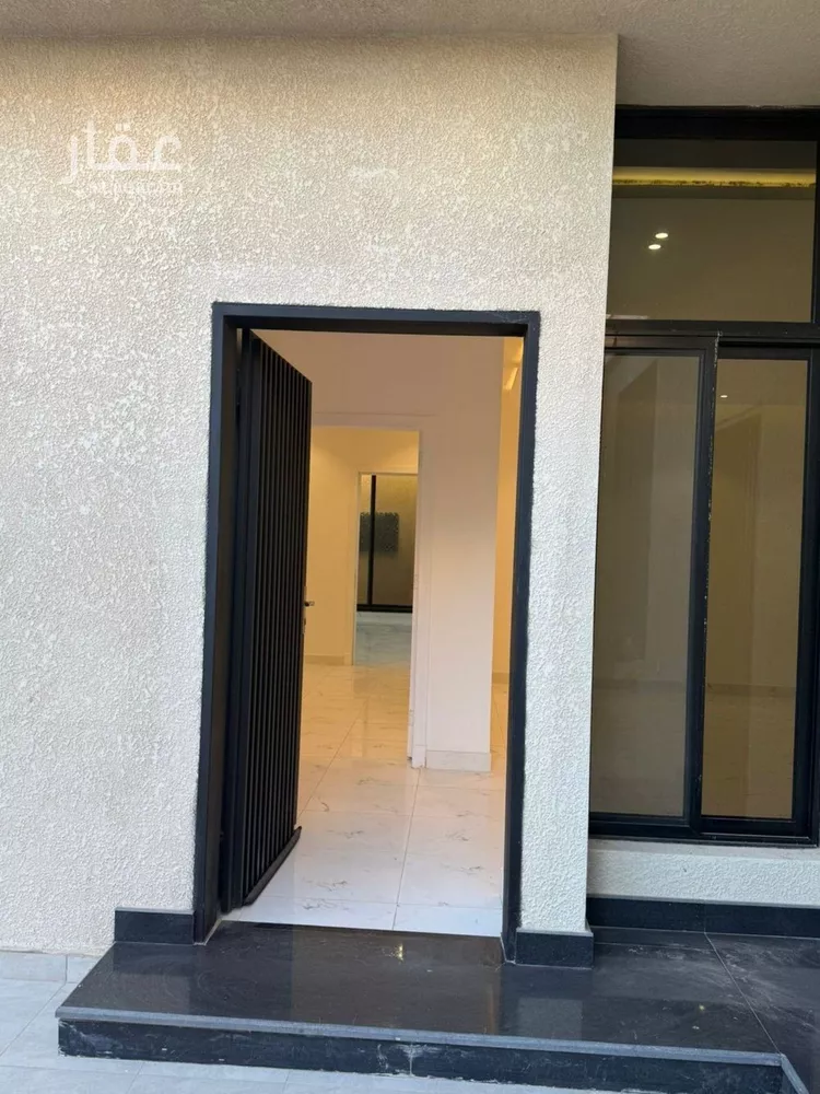 فيلا للبيع في شارع إسماعيل بن أبي اليسر, حي العارض, مدينة الرياض, منطقة الرياض صورة 3