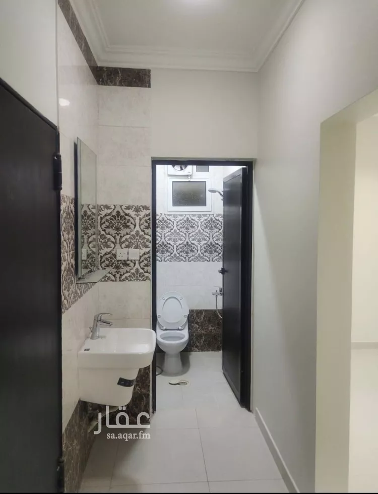 فيلا للإيجار في شارع السفانية, حي الياسمين, مدينة الرياض, منطقة الرياض صورة 2