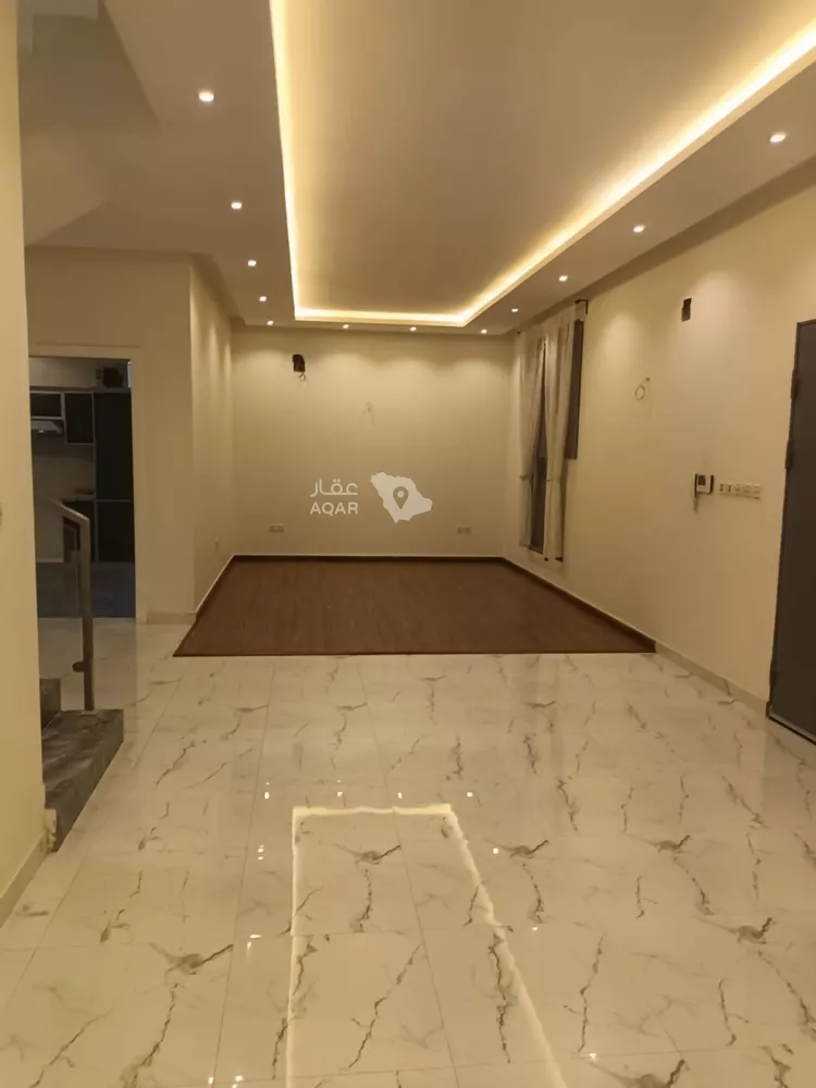 فيلا للإيجار في شارع عوف بن عبدالله بن الأحمر, حي العارض, مدينة الرياض, منطقة الرياض صورة 3