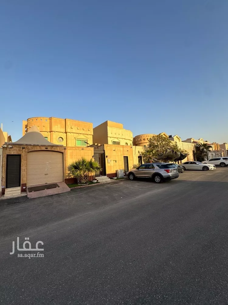 فيلا للبيع في شارع الأصبهاني, حي إشبيلية, مدينة الرياض, منطقة الرياض صورة 3