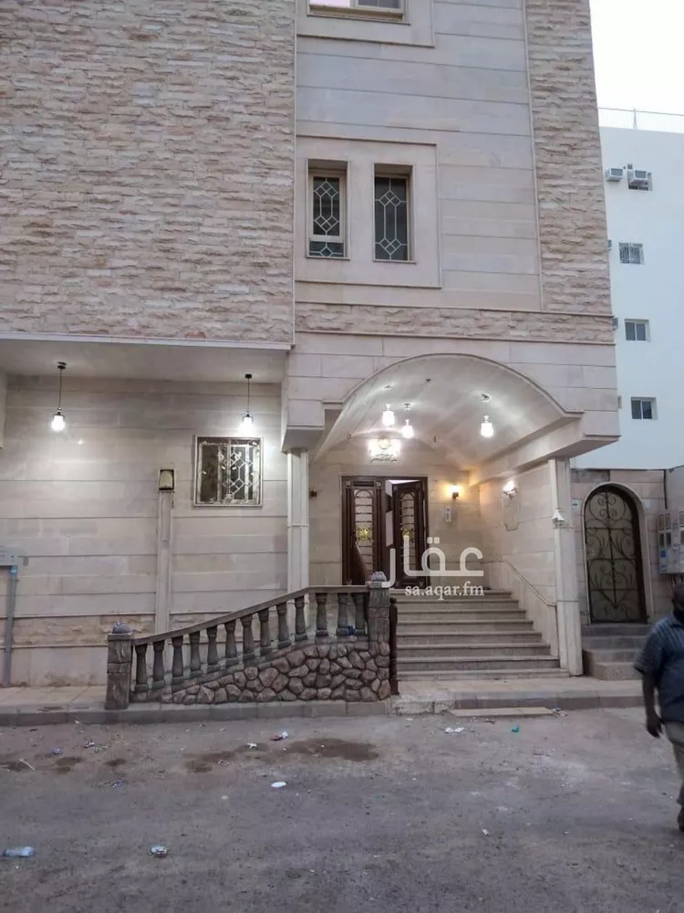 عمارة للبيع في شارع عبدالرحمن ابن مرزوق, حي الشريبات, مدينة المدينة المنورة, منطقة المدينة المنورة
