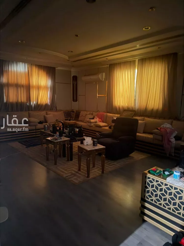 فيلا للبيع في شارع جابر بن جبارة, حي مغرزات, مدينة الرياض, منطقة الرياض صورة 4