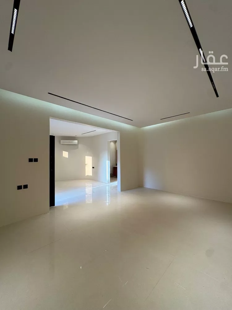 فيلا للبيع في شارع الأصبهاني, حي إشبيلية, مدينة الرياض, منطقة الرياض 8