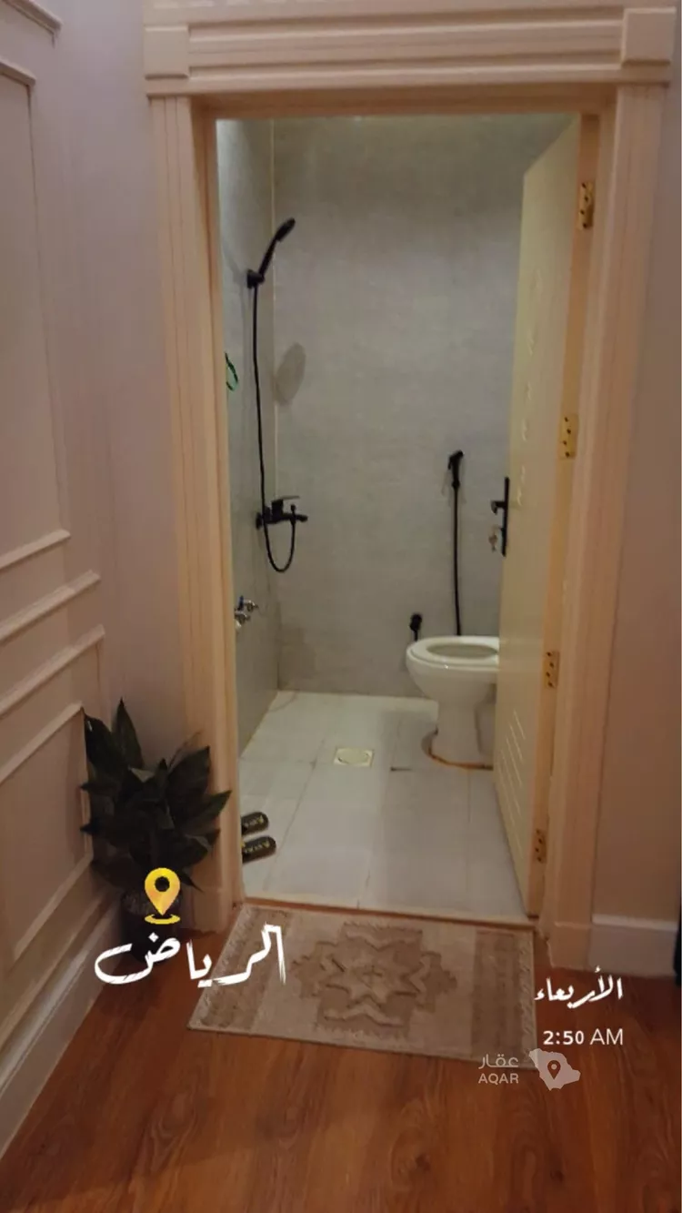 Floor for Rent in Riyadh Al Mahdiyah 6