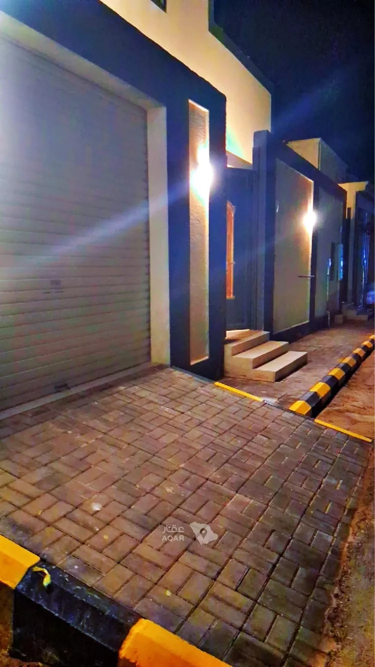 Floor for Rent in Riyadh Al Mahdiyah