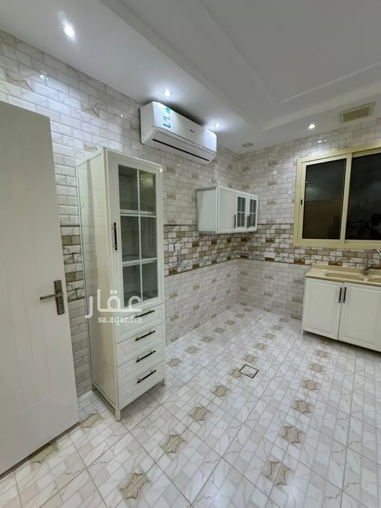 شقة للإيجار في شارع عيسى الغبريني, حي العارض, مدينة الرياض, منطقة الرياض 7