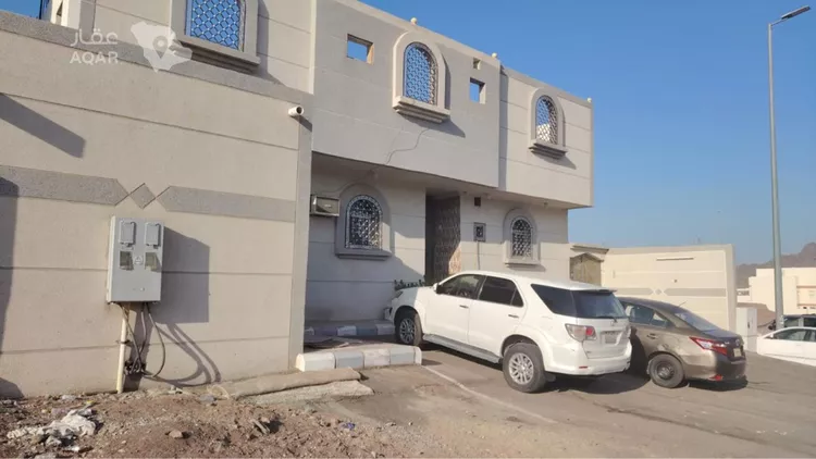 دور للبيع في شارع عثمان ابن عمر, حي أبوكبير, مدينة المدينة المنورة, منطقة المدينة المنورة صورة 5