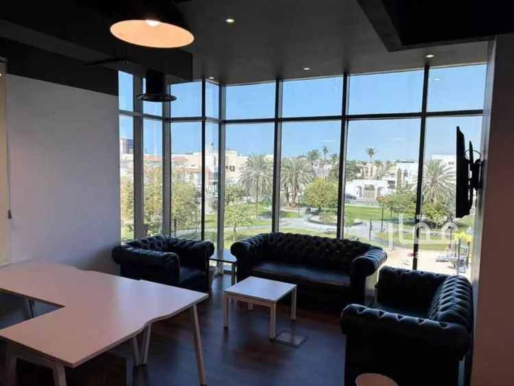 مكتب تجاري للإيجار في شارع نهضه التاريخ, حي الروضة, مدينة جدة, منطقة مكة المكرمة صورة 2