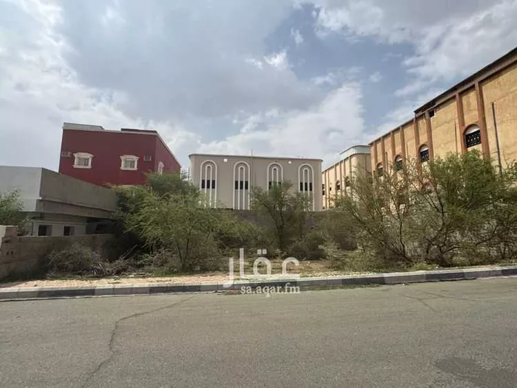 أرض للبيع في شارع زبير بن العوام, حي القدس, مدينة ظهران الجنوب, منطقة عسير