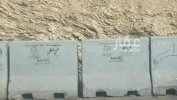 أرض للبيع في شارع الامام ، حي العزيزية ، الرياض ، منطقة الرياض 8