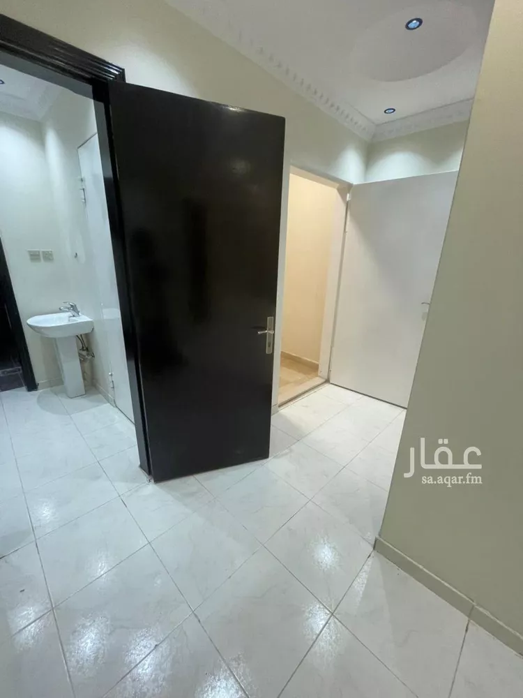 شقة للإيجار في شارع عبدالغني مشرف, حي العوالي, مدينة الرياض, منطقة الرياض