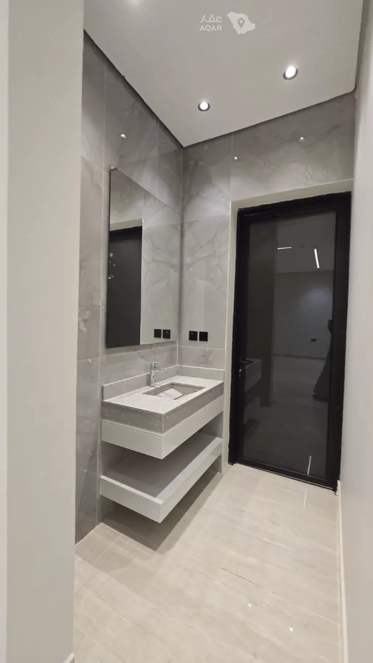 Villa for Sale in Dammam King Fahd 3