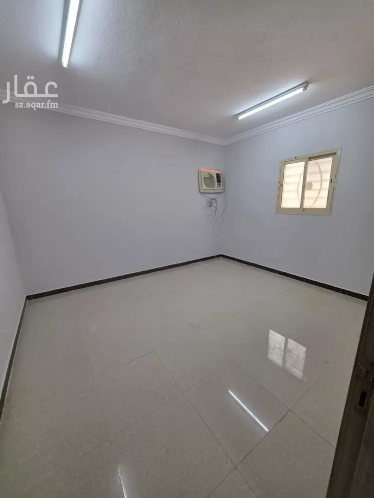 شقة للإيجار في شارع إسماعيل بن مبارك, حي الإزدهار, مدينة الرياض, منطقة الرياض صورة 3