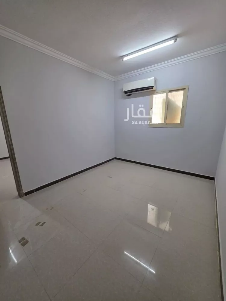 شقة للإيجار في شارع إسماعيل بن مبارك, حي الإزدهار, مدينة الرياض, منطقة الرياض 7