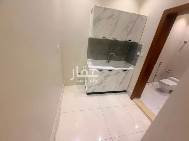 شقة للإيجار في شارع أبي عبدالله البرجوني, حي الوزارات, مدينة الرياض, منطقة الرياض صورة 4