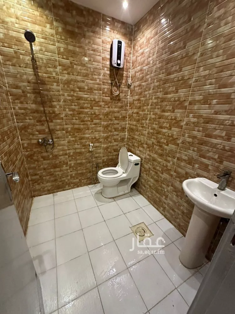 شقة للإيجار في شارع أبي غانم الحلبي, حي الضباط, مدينة الرياض, منطقة الرياض صورة 4
