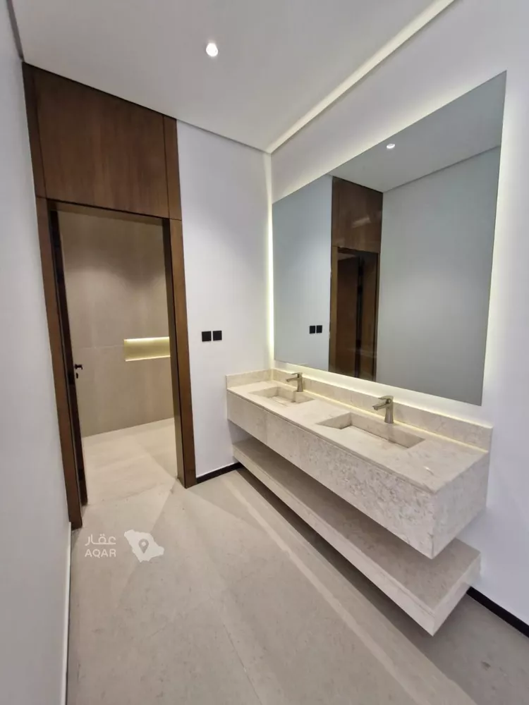 Villa for Sale in Riyadh Al Arid 4