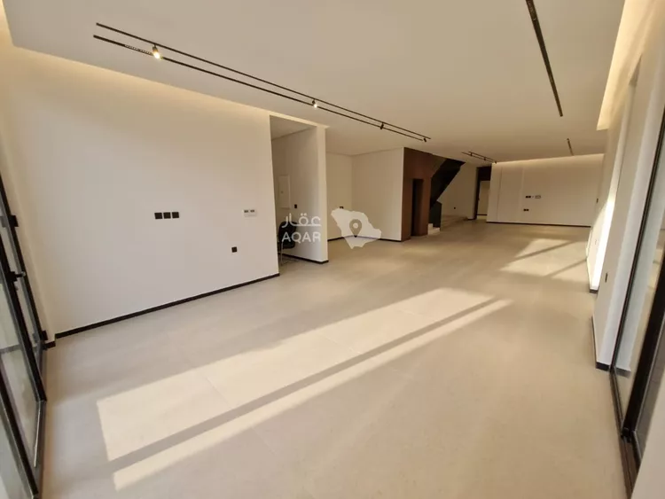 Villa for Sale in Riyadh Al Arid 10