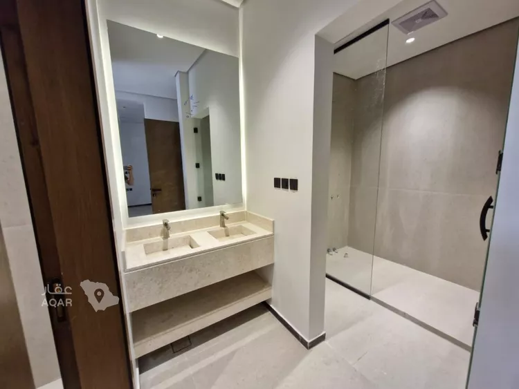 Villa for Sale in Riyadh Al Arid 12