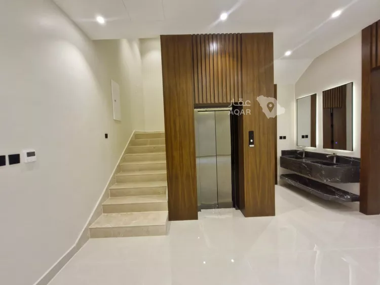 فيلا للبيع في شارع 4561, حي العارض, مدينة الرياض, منطقة الرياض 25
