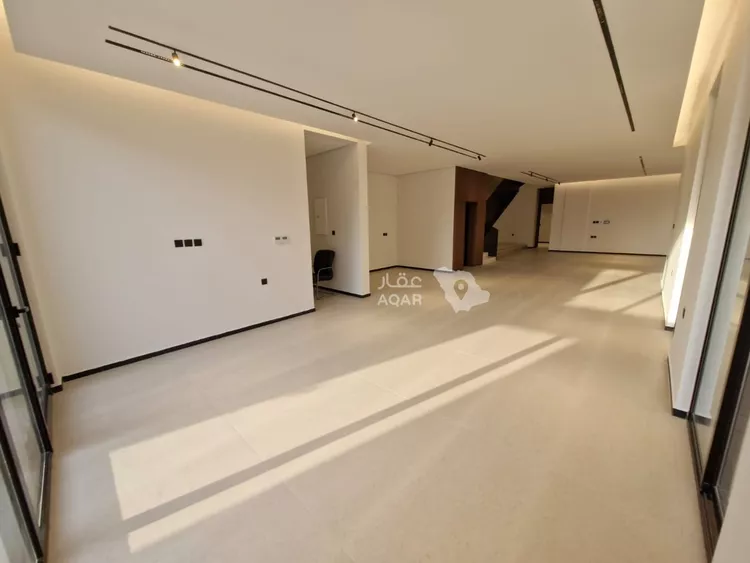Villa for Sale in Riyadh Al Arid 7