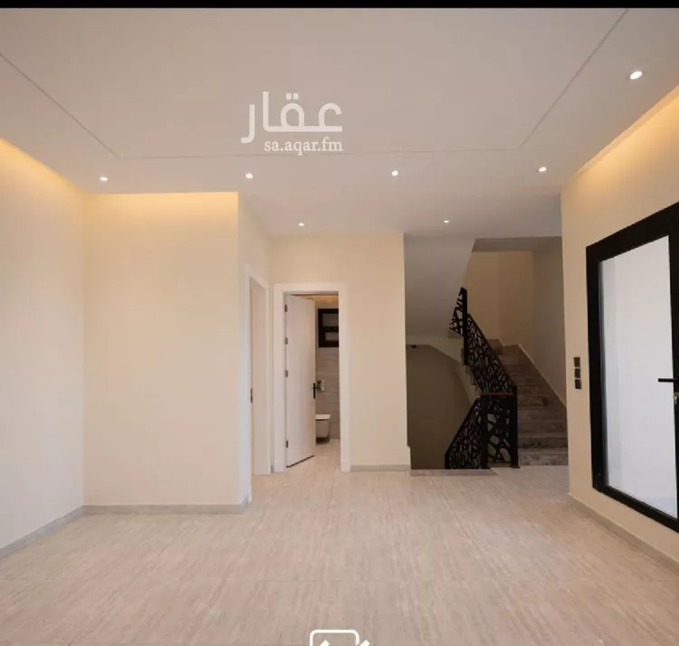 فيلا للإيجار في شارع ابن أم مكتوم, حي عرقة, مدينة الرياض, منطقة الرياض صورة 3