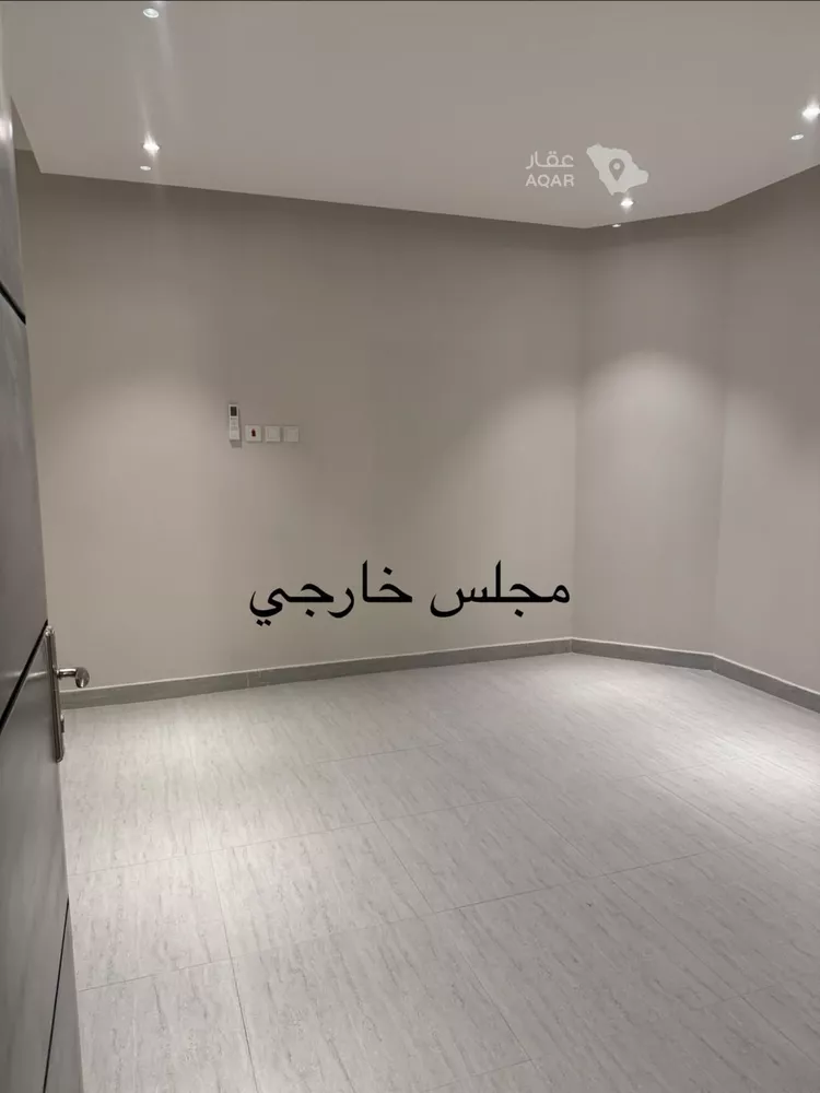 Floor for Rent in Riyadh Al Aqiq 7