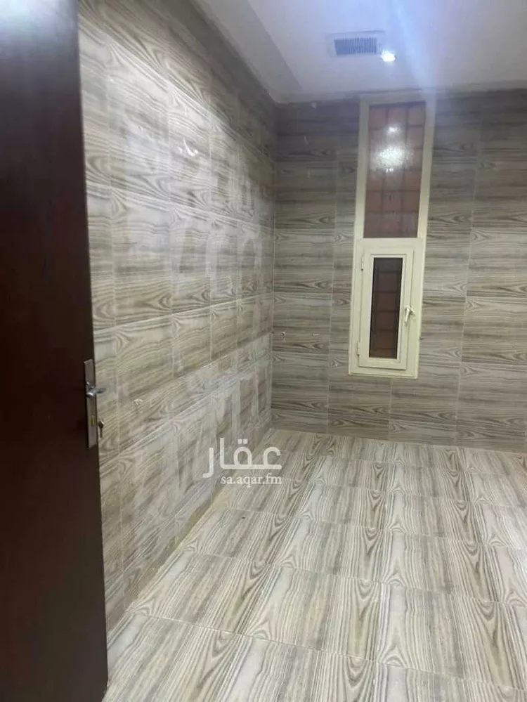 فيلا للبيع في شارع معاويه بن قره, حي الجامعيين, مدينة المجمعة, منطقة الرياض 12